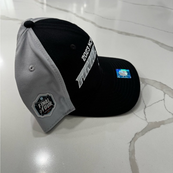 Nike UConn Huskies 2023 NCAA Men's FINAL FOUR Snapback Hat Cap - Picture 3 of 4